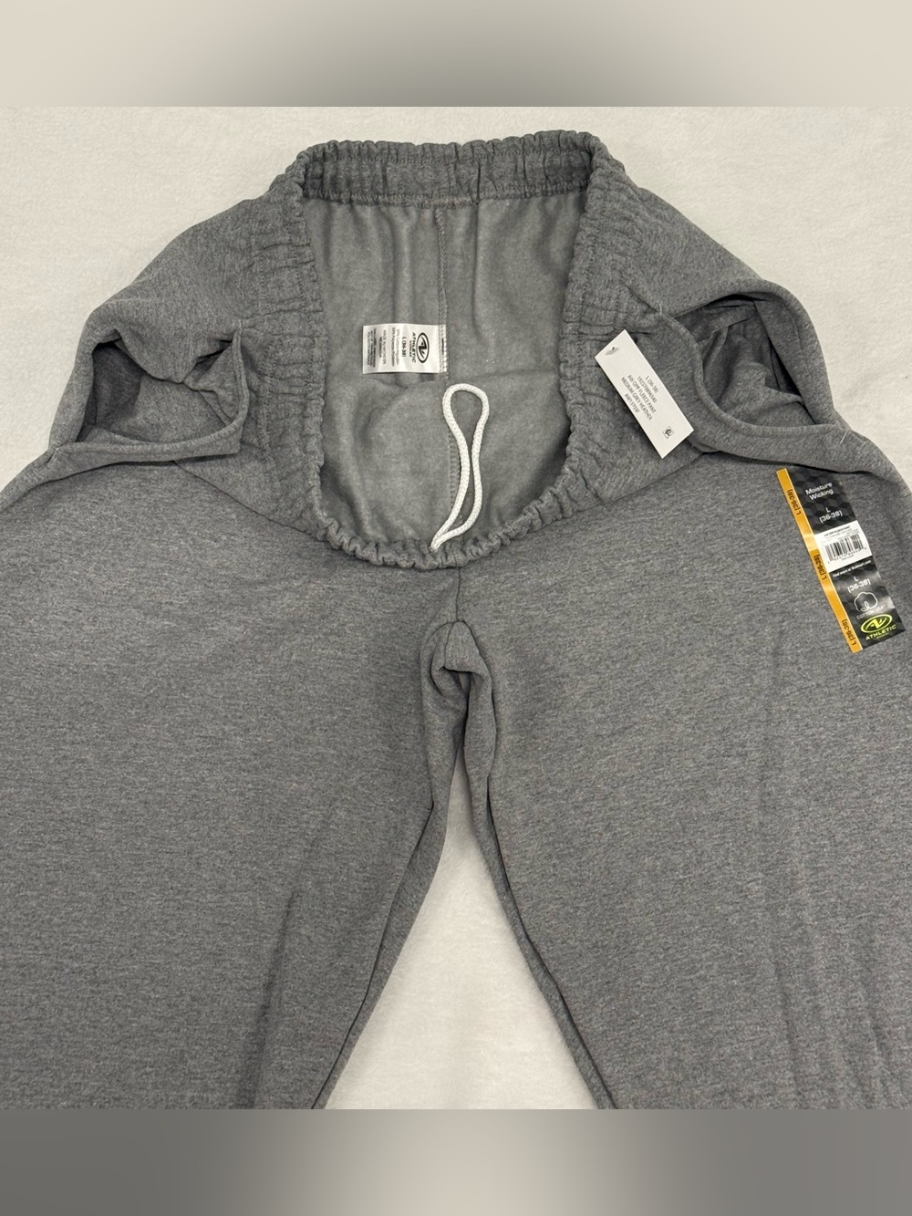 Men’s Athletic Works Gray Fleece Jogger Sweatpants Moisture Wicking Large NWT - Picture 4 of 8